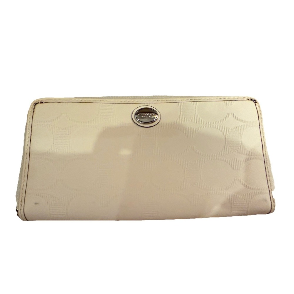 Coach Ivory Logo Signature Accordion Patent Zip Around Full Wallet